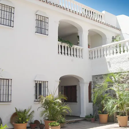 Bonito Con Piscina Teletrabajo En * Málaga